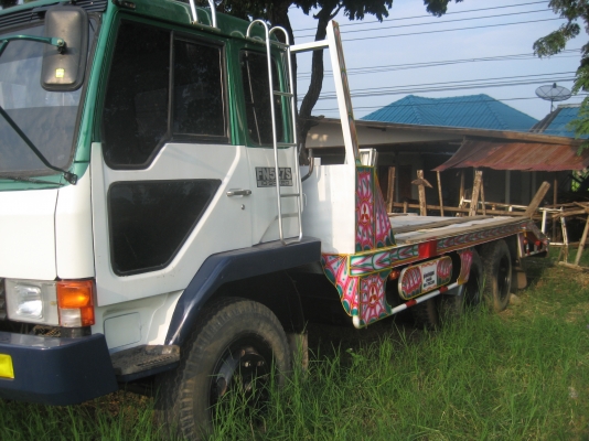 หลง  195 แรง  2 เพลา  ไม่มีบันได  ราคา  730,000 บาท