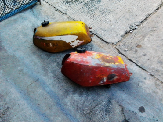 ขายถัง yamaha dt 125 mono ขายถัง yamaha dt 125 mono