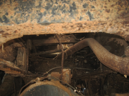 หัวยาว  6 BD 1   165 แรง  เพลาเดียว   ราคา 180,000  บาท