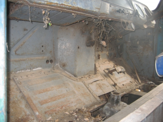 หัวยาว  6 BD 1   165 แรง  เพลาเดียว   ราคา 180,000  บาท