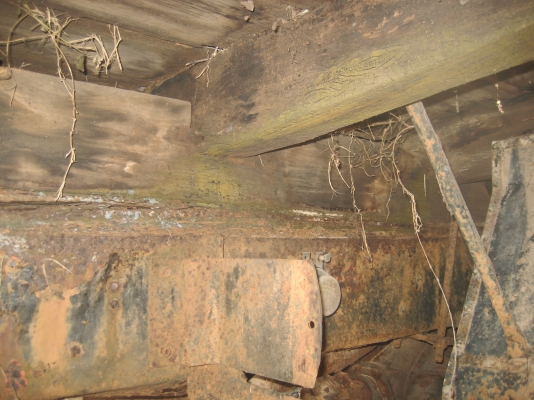 หัวยาว  6 BD 1   165 แรง  เพลาเดียว   ราคา 180,000  บาท