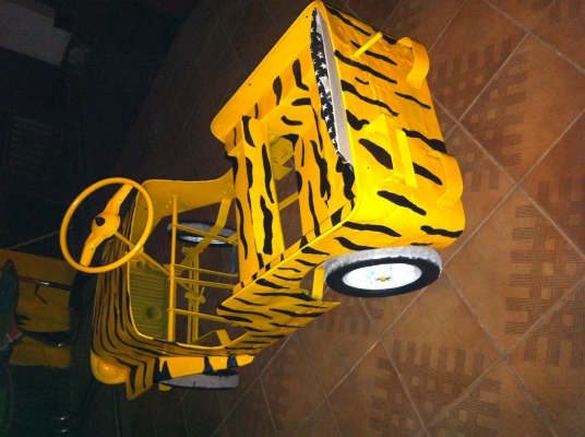 รถของเล่น-เสือโคร่ง