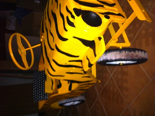 รถของเล่น-เสือโคร่ง