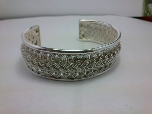 กำไลเงินลายสวยๆ