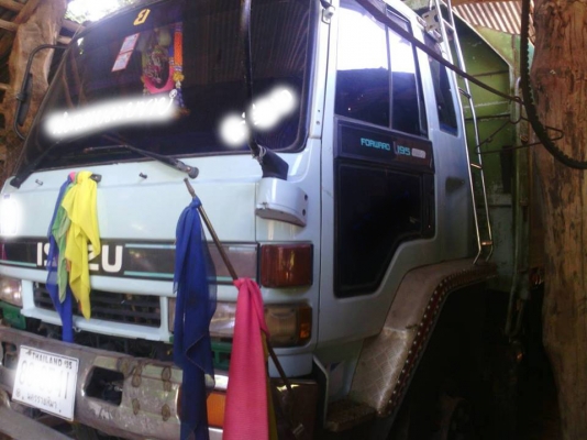**ขายแล้วครับขอบคุณ Truck2hand ขาย18ล้อพ่วง"นางฟ้า"แม่ลูกดั้ม ISUZU ROCKY FXZ23NFP-R 6SD1-240HP เครื่องเดิมเกียร์เดิม หัวเก๋งใหม่ เครื่อง240แรง แน่นดี แรง ไม่เยิ้ม เกียร์เดิม เข้าง่ายไม่หลุด ช่วงล่างเดิมคัสซีสวยเดิมไม่ปะไม่ดาม ไม่บวม กระบะดั้มพื