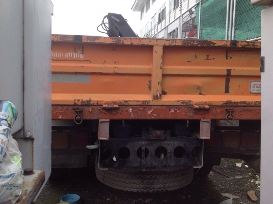 ขายรถ6ล้อติดเครนพับ 5ตัน ยาว5เมตร สภาพดีพร้อมใช้งาน