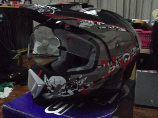 หมวกกันน๊อค