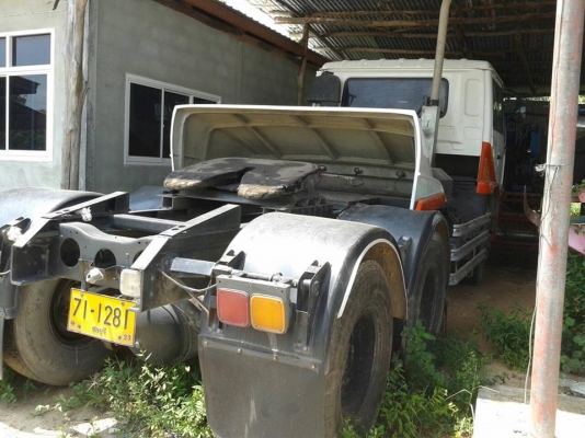 หัวลากนิสสันcw21a 10ล้อ2เพลา 320เทอร์โบว์ สภาพพร้อมใช้งาน เอกสารพร้อมโอน