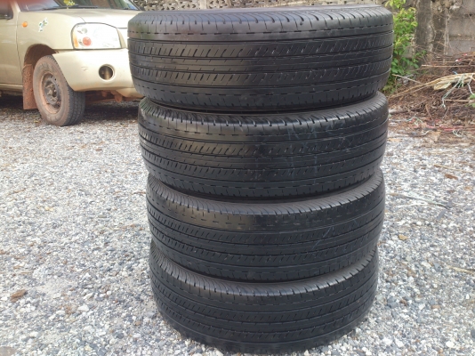 ขายยาง215/65R16 BRIDCESTONE DURAVIS ยางสัปดาห์ที่34ปี13 ดอกยางนิ่มลึกเท่ากันไม่ร้าวไม่แตกลาย(สภาพยาง90\%) จำนวน 1 ชุด