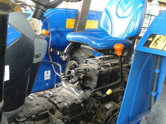 ขายรถไถฟร์อด TT55 NEWHOLLAND 4X4สภาพพร้อมใช้งาน เอกสารพร้อม สภาพกิ๊ก เครื่องดี ระบบทำงานปกติ