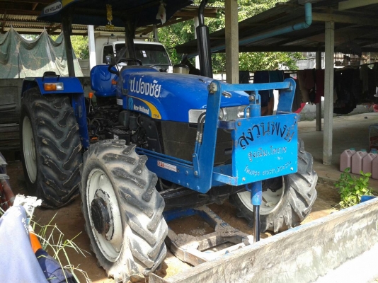 ขายรถไถฟร์อด TT55 NEWHOLLAND 4X4สภาพพร้อมใช้งาน เอกสารพร้อม สภาพกิ๊ก เครื่องดี ระบบทำงานปกติ