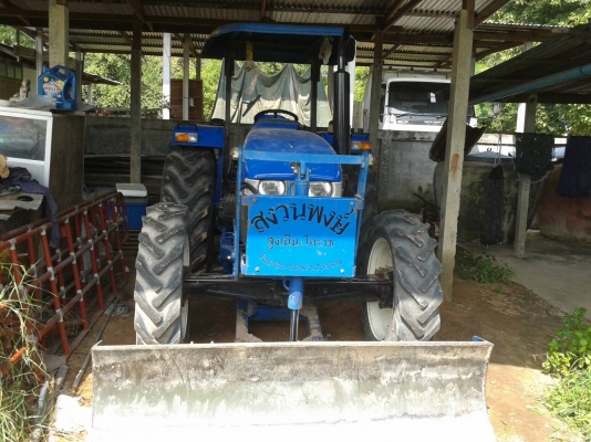 ขายรถไถฟร์อด TT55 NEWHOLLAND 4X4สภาพพร้อมใช้งาน เอกสารพร้อม สภาพกิ๊ก เครื่องดี ระบบทำงานปกติ