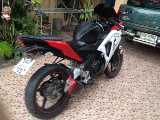 CBR150i ปลายปี53หัวฉีดรถวิ่ง2หมื่นกว่าโล CBR150i ปลายปี53หัวฉีดรถวิ่ง2หมื่นกว่าโล
