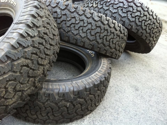 ฝากขายยางใหม่ BF Goodrich All-Terrain ขนาด 285 65 r18 เส้นละ 4500บาท