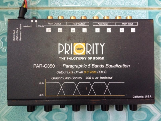 ปรีแอมป์ PRIORITY PAR-C350 5แบน มือสองเดิมๆไม่เคยซ่อมเป็นปรีคุมกลางแหลมไม่มีลายซับ. กลางแหลมเสียงดีมาก ขาย 950 บาท