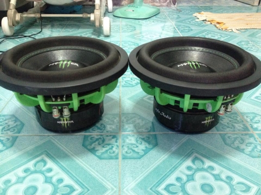 ซับ10&quot;monster โครงหล่อแม่เหล็ก156/ว้อย2.5&quot; มือสองเดิมๆไม่เคยซ่อม เบสมันมากแบรนด์นี้ ขายคู่ละ 3650 บาท