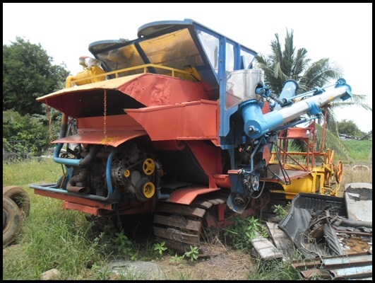 รถเกี่ยวข้าวเกษตรพัฒนา รถเกี่ยวข้าวเกษตรพัฒนา