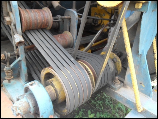 รถเกี่ยวข้าวเกษตรพัฒนา รถเกี่ยวข้าวเกษตรพัฒนา