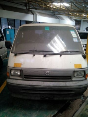 ขายด่วน &quot; รถตู้ toyota เบนซิน โรงงาน &quot; ปี 1996 บางเดิมๆ รถของการไฟฟ้า 79,000 บาท