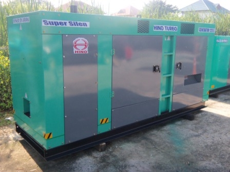 ขายเครื่องปั่นไฟ125 Kva MAD IN JAPAN(จำหน่ายเครื่องปั่นไฟทุกขนาด).