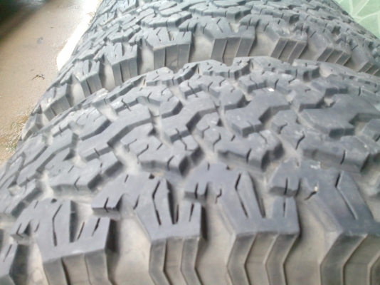 ขายยาง BF all 265/70/17 สวยๆครับ