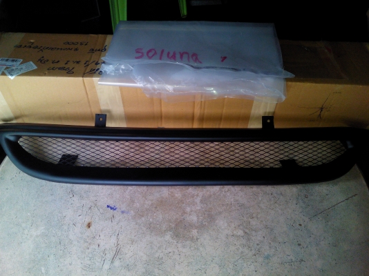 กระจังหน้าแต่งโซลูน่าปี97 (มุมส้ม)