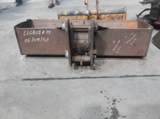 ขายบุ้งกี๋ตักหิน-ทราย สำหรับ PC40-PC60