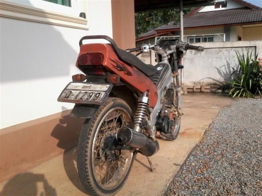 ขาย Yamaha Zr120 ทะเบียนพร้อมโอนภาษีขาดเกินเครื่องดีพอใช้เหมาะกับนักปั้นขาย 3500 บาท