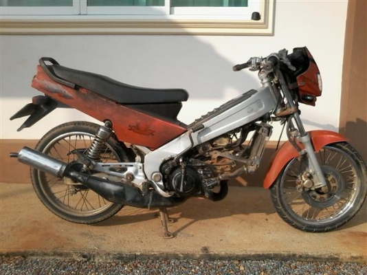 ขาย Yamaha Zr120 ทะเบียนพร้อมโอนภาษีขาดเกินเครื่องดีพอใช้เหมาะกับนักปั้นขาย 3500 บาท