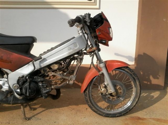 ขาย Yamaha Zr120 ทะเบียนพร้อมโอนภาษีขาดเกินเครื่องดีพอใช้เหมาะกับนักปั้นขาย 3500 บาท