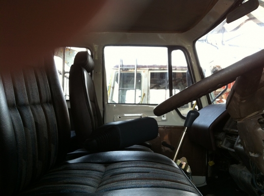 ขาย HINO 6 ล้อ กระบะไม้