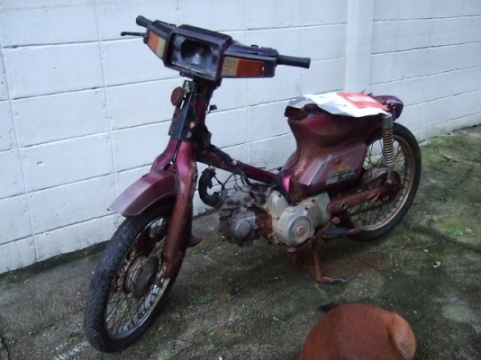 HONDA Custom รุ่นสตาร์ทมือ สีม่วง มีเล่มทะเบียน มีชุดโอน