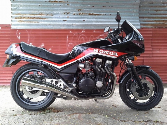 ขาย CBX750F รถ 6 เกียร์ โซ่ เดิมทะเบียนแท้ สวิงอารมเดี่ยว