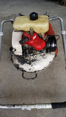 เครื่องตัดตกแต่งกิ่ง เก่าญี่ปุ่น สภาพดี พร้อมใช้งงาน เครื่องยนต์ติดง่าย เครื่องตัดตกแต่งกิ่ง เก่าญี่ปุ่น สภาพดี พร้อมใช้งงาน เครื่องยนต์ติดง่าย