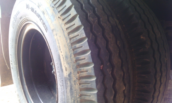 ขายรถหกล้อNPRเครื่อง120แรงยาว4เมตร30พวงมาลัยพาเว้อปี39เป็นรถห้างแท้