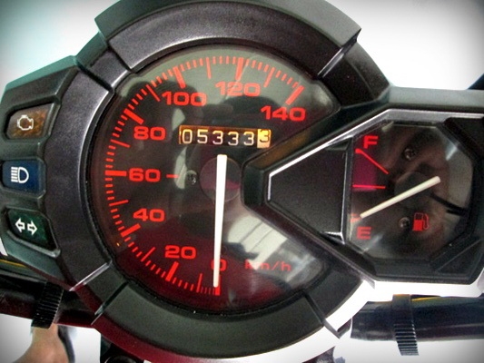 ttx สีดำเหลือง รถเดือน พฤษภาคม ปี 55 ล้อแมกซ์ ชุดสีใหม่ ลายใหม่ทั้งคัน ไมล์ 5 พันโล ฟรีค่าโอน แถม 3 รายการ 28900