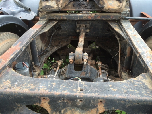 10ล้อหัวลาก2เพลาHINO 260แรง..ZM500 วางหัวนอกใหม่โปรเฟีย..2P  กำลังเดินระบบสายไฟ..เครื่องEK100 สวย...