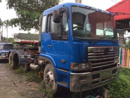 10ล้อหัวลาก2เพลาHINO 260แรง..ZM500 วางหัวนอกใหม่โปรเฟีย..2P  กำลังเดินระบบสายไฟ..เครื่องEK100 สวย...