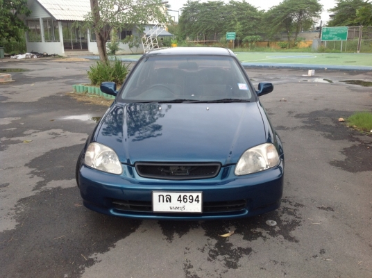 ขายรถสวย ฮอนด้าซีวิคตาโตเครื่อง1.6VTEC เกียธรรมดา รถสวย พร้อมใช้ เอกสารพร้อมโอน