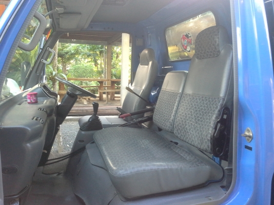 ขาย6ล้อดั้ม NPR 130 แรง ห้างแท้ ปี49  สภาพสวยสมบูรณ์ เดิมๆไม่เคยแกะ+พร้อมใช้งานสุดๆ