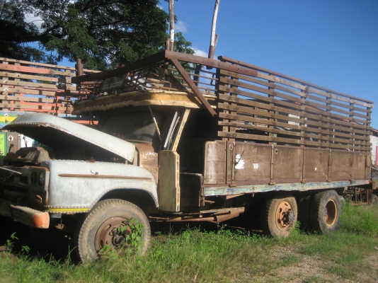 ( ฝูง) หัวยาว 2 เพลา  เกียร์ กลาง ทุกคัน   ราคา  คุยกับเจ้าของ