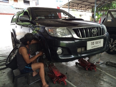 รับแก้ปัญหาช่วงล่าง รถกระบะ Vigo by Shock Profender รับแก้ปัญหาช่วงล่าง รถกระบะ Vigo by Shock Profender