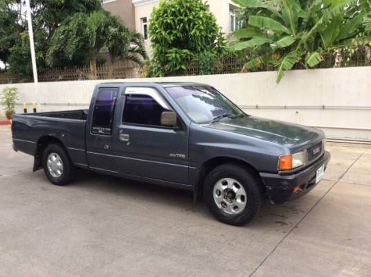 ขายอีซูซุมังกรแคป ปี92 เครื่องเดิม 4JA1 เกียร์ธรรมดา เพาเวอร์ เบาะหนัง แอร์เย็น สีต้องเก็บ แม็กไลเนอร์ เครื่องดี เกียร์แน่น ช่วงล่างดี คัสซีต้องเก็บ ภาษีปี58 เอกสารพร้อมครับ