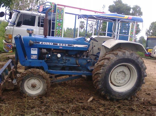 ขายรถไถFORD รุ่น6600T3สวยพร้อมใช้0871684611