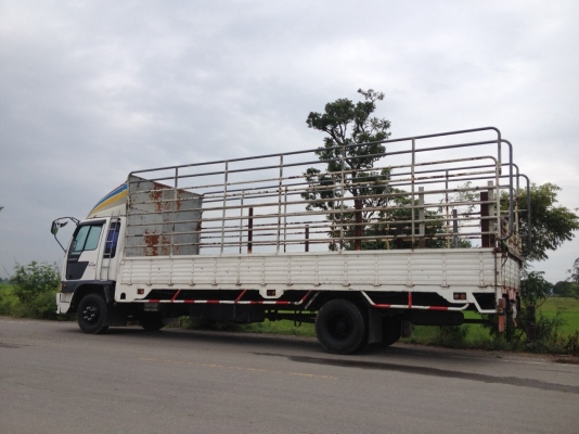 ขาย HINO เครื่อง HO7D 195  ยาว 7.20 เมตร ยาง 8.25 -16