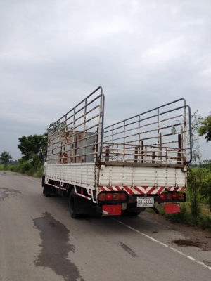 ขาย HINO เครื่อง HO7D 195  ยาว 7.20 เมตร ยาง 8.25 -16