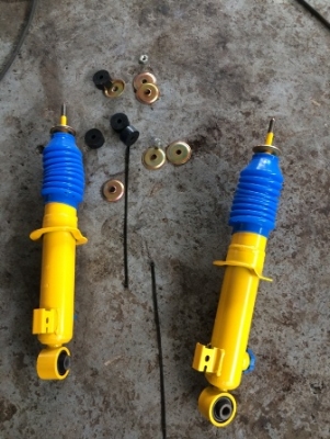 รัับแก้ปัญหาช่วงล่าง Toyota Fortuner by Shock Profender