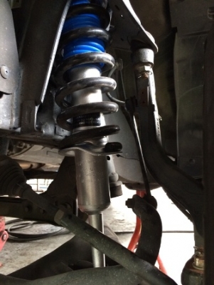 รับแก้ปัญหาช่วงล่าง รถกระบะ TriTron by Shock Profender รับแก้ปัญหาช่วงล่าง รถกระบะ TriTron by Shock Profender