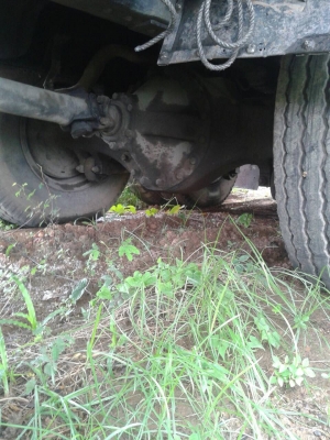 10ล้อเพลาเดียว HINO KT925 เครื่อง168แรง EH700  รถเดิม สีไม่ค่อยสวย  พร้อมใช้งาน ขายตามสภาพ เล่มพร้อม..