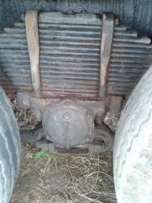 10ล้อเพลาเดียว HINO KT925 เครื่อง168แรง EH700  รถเดิม สีไม่ค่อยสวย  พร้อมใช้งาน ขายตามสภาพ เล่มพร้อม..